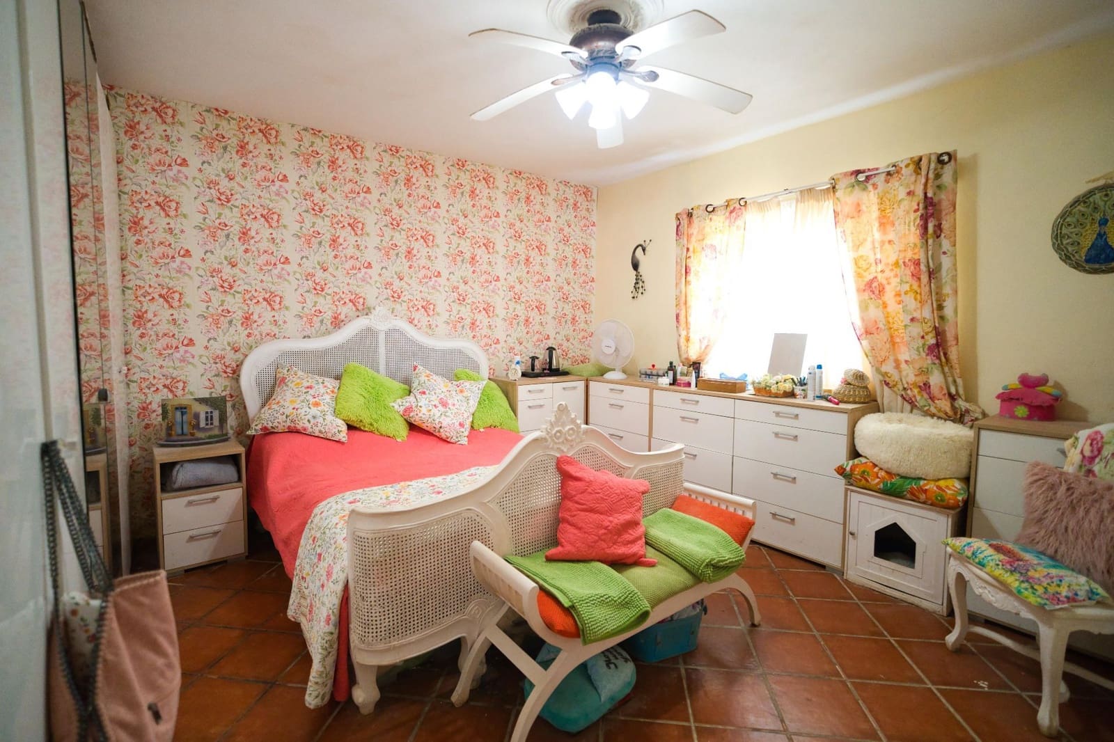 4 bedroom Townhouse for sale in Granadilla de Abona with garage - € 449,000 (Ref: 9719483)