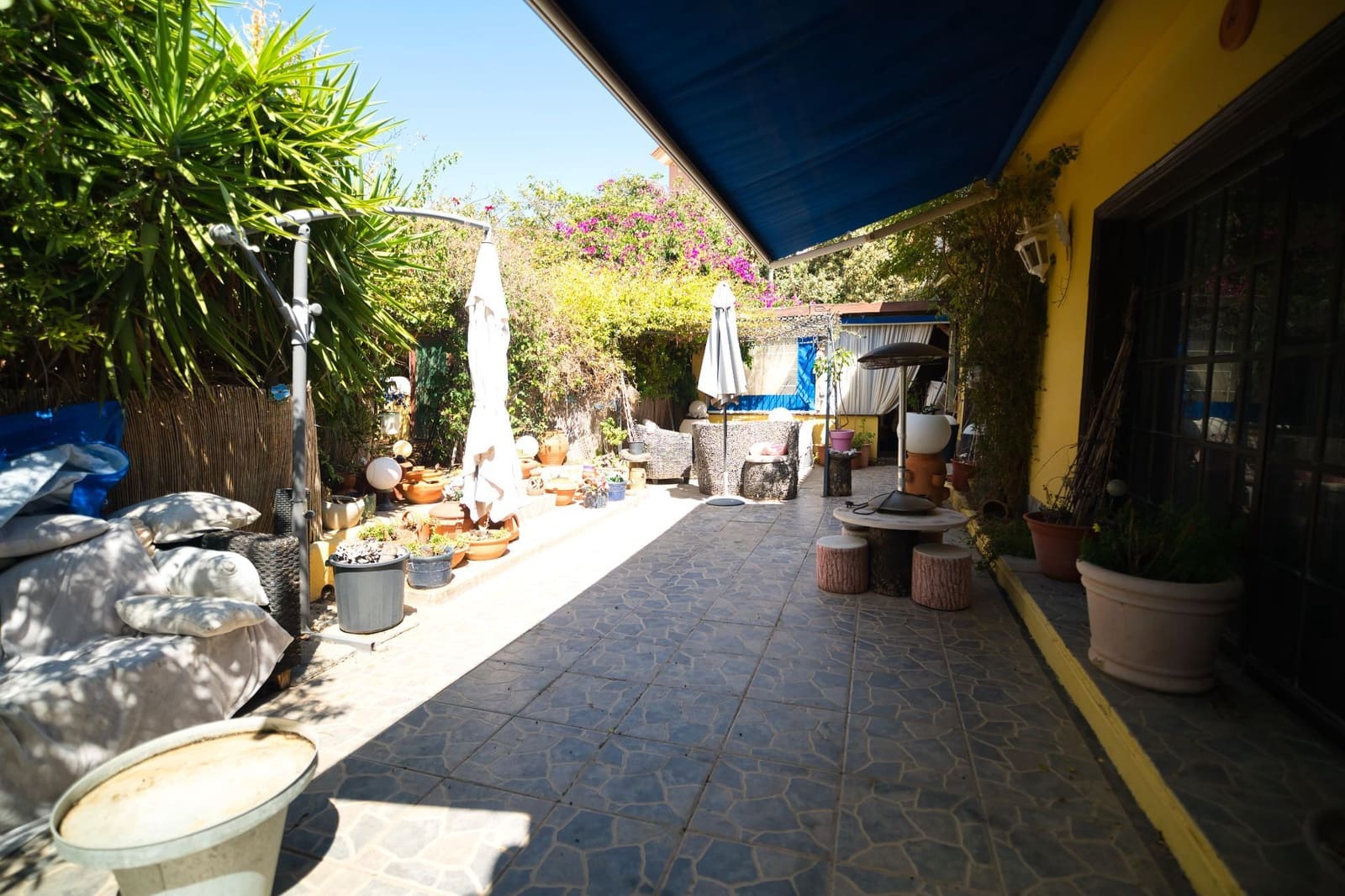 4 bedroom Townhouse for sale in Granadilla de Abona with garage - € 449,000 (Ref: 9719483)