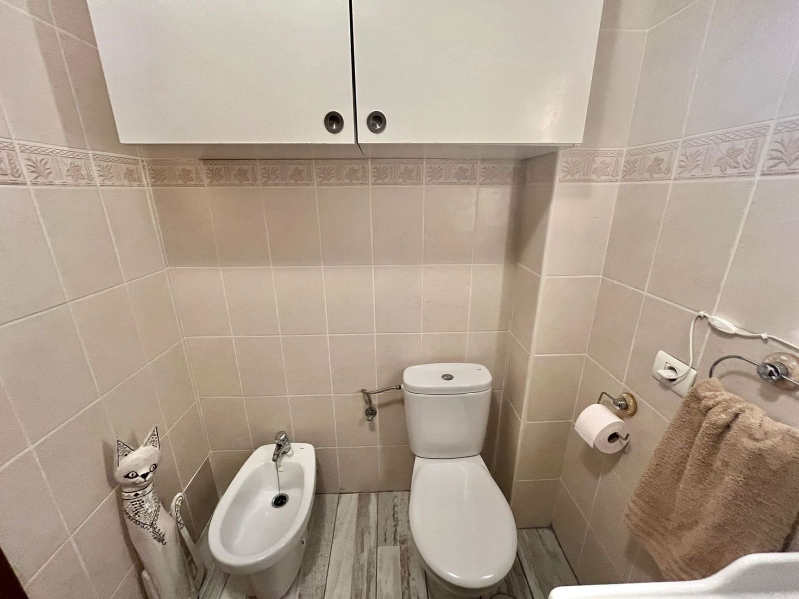 3 bedroom Semi-detached Villa for sale in Llano del Camello with pool garage - € 399,000 (Ref: 9726330)