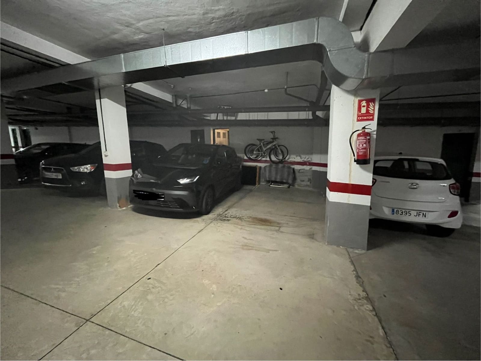 3 bedroom Semi-detached Villa for sale in Llano del Camello with pool garage - € 399,000 (Ref: 9726330)