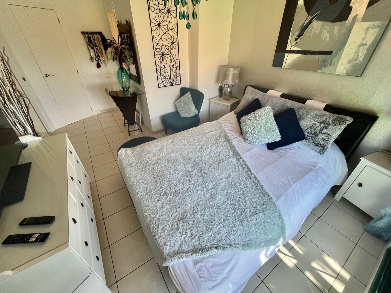 3 bedroom Semi-detached Villa for sale in Llano del Camello with pool garage - € 399,000 (Ref: 9726330)