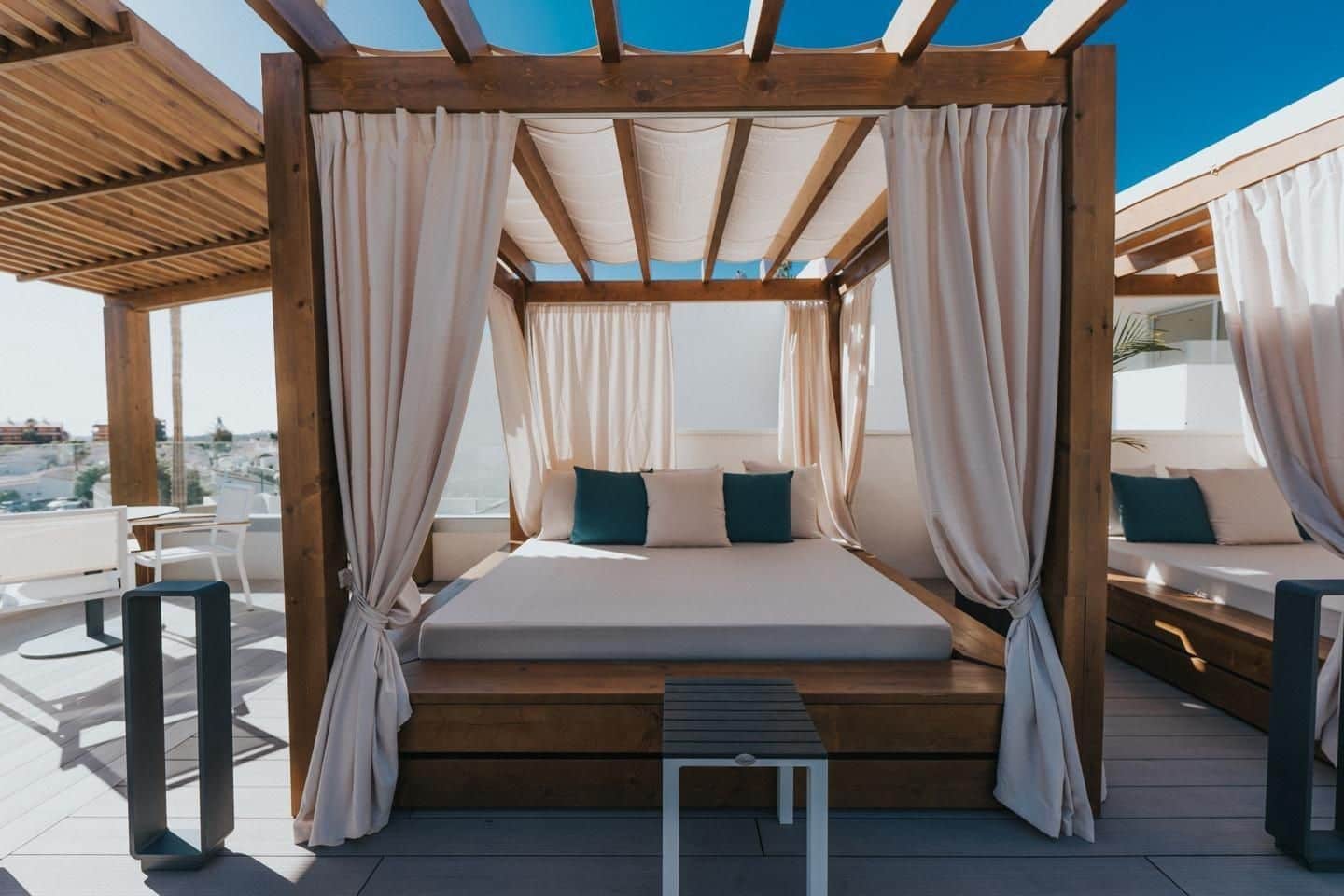 1 bedroom Apartment for sale in Los Cristianos with pool - € 235,000 (Ref: 9726331)