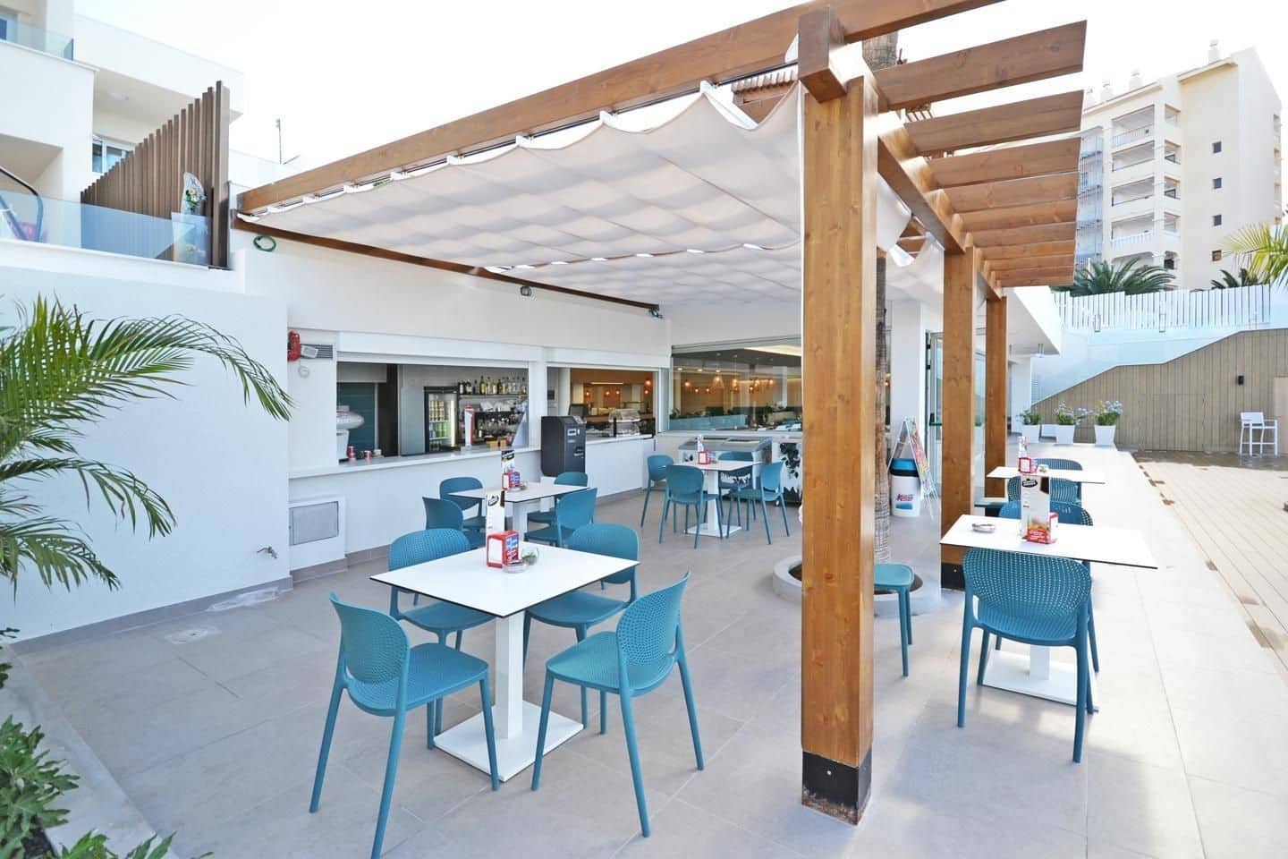 1 bedroom Apartment for sale in Los Cristianos with pool - € 235,000 (Ref: 9726331)