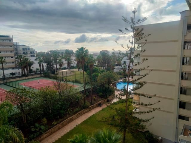 1 soveværelse Lejlighed til salg i Playa de las Americas, Arona med swimmingpool garage - € 330.000 (Ref: 9735155)