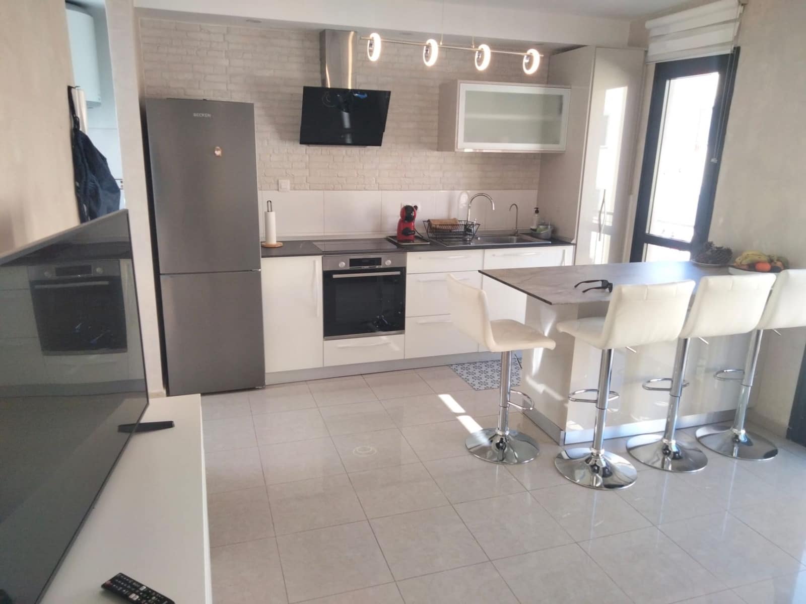 2 bedroom Apartment for sale in Adeje with garage - € 277,500 (Ref: 9735156)