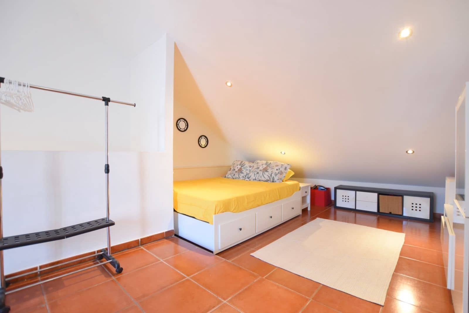 Pareado de 3 habitaciones en Los Olivos en venta con piscina garaje - 360.000 € (Ref: 9737921)