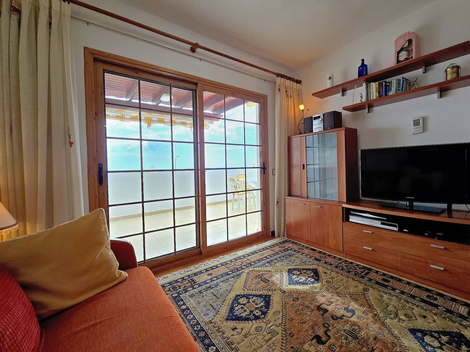 1 soverom Leilighet til salgs i Guia de Isora med svømmebasseng garasje - € 269 000 (Ref: 9747561)