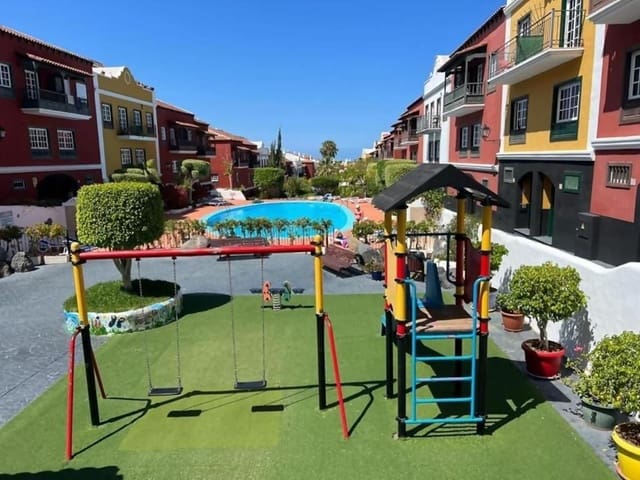 4 chambre Appartement à vendre à Los Olivos, Adeje avec piscine garage - 389 000 € (Ref: 9747562)