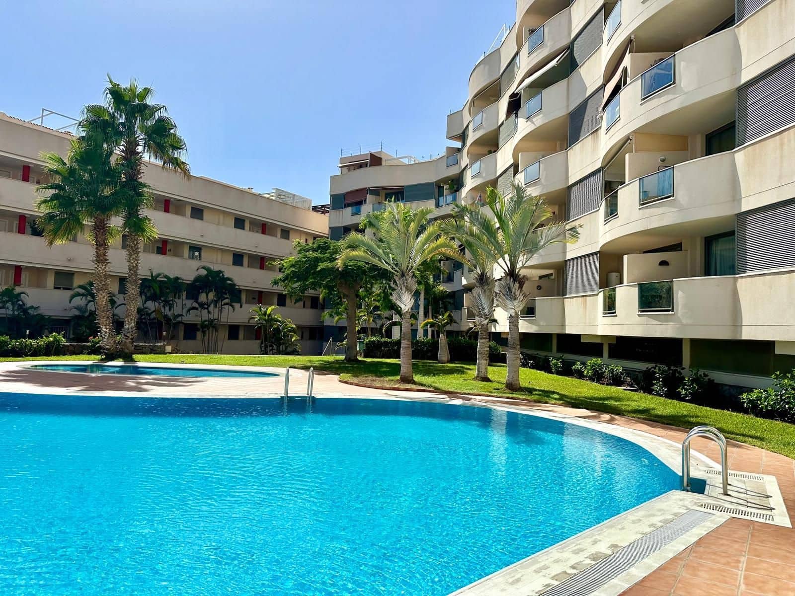 Apartamento de 1 habitación en Palm-Mar en venta con piscina - 255.000 € (Ref: 9751595)