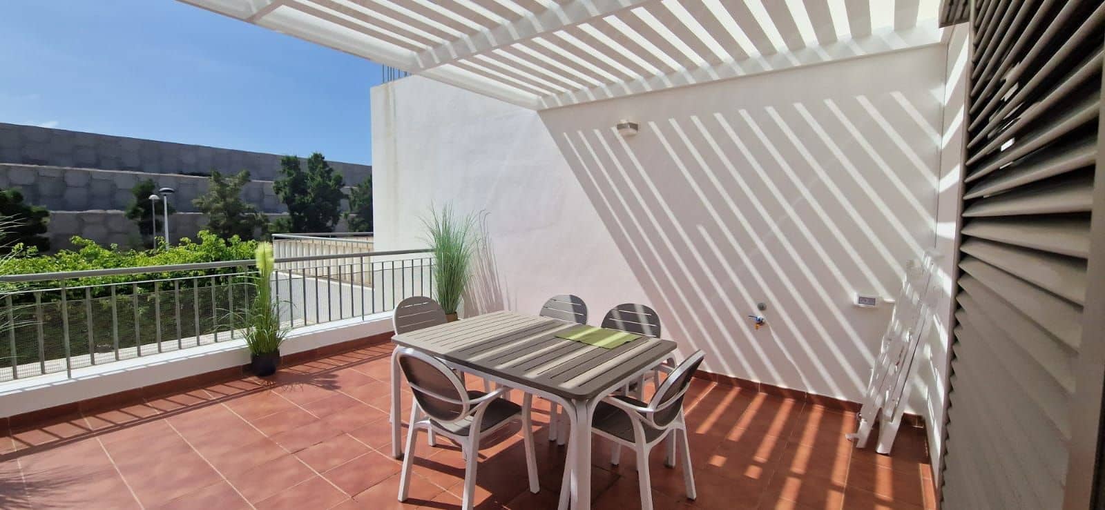 2 quarto Casa em Banda para venda em La Caleta Adeje com piscina garagem - 715 000 € (Ref: 9751596)