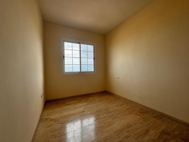 3 slaapkamer Halfvrijstaande villa te koop in Chayofa, Arona met garage - € 440.000 (Ref: 9761661)