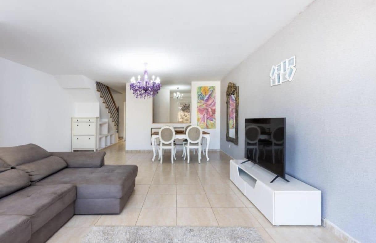 3 makuuhuone Huoneisto myytävänä paikassa El Madronal mukana 
autotalli - 509 000 € (Ref: 9761662)