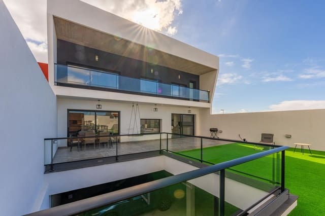 5 soverom Villa til salgs i Armeñime, Adeje med garasje - € 890 000 (Ref: 9763484)
