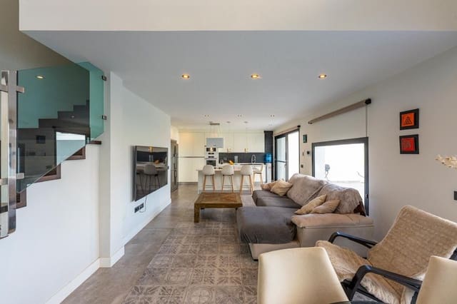 5 soverom Villa til salgs i Armeñime, Adeje med garasje - € 890 000 (Ref: 9763484)