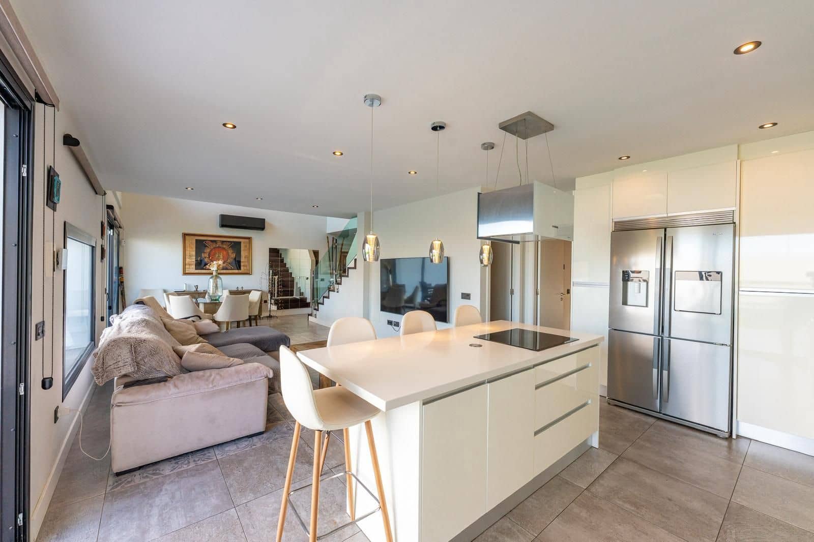 5 soverom Villa til salgs i Armenime med garasje - € 890 000 (Ref: 9763484)