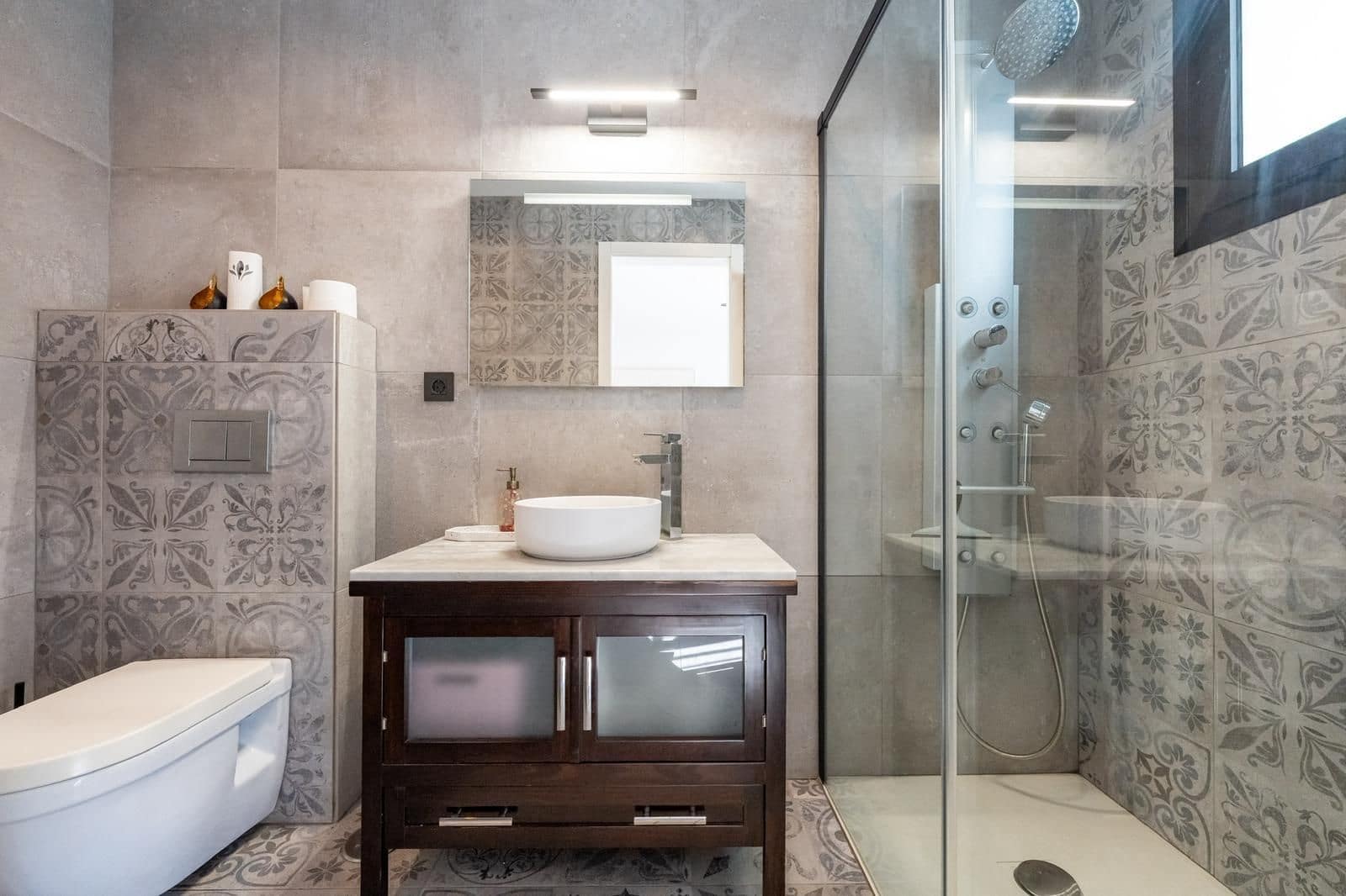 5 soverom Villa til salgs i Armenime med garasje - € 890 000 (Ref: 9763484)