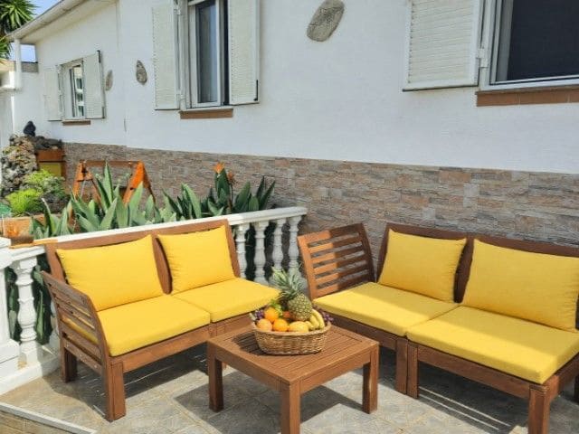 3 bedroom Villa for sale in Santa Cruz de Tenerife with garage - € 559,000 (Ref: 9777643)