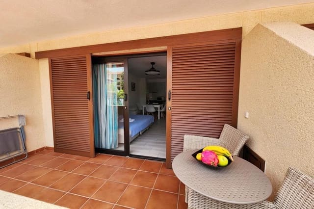 1 sypialnia Apartament na sprzedaż w Playa de las Americas, Arona z basenem - 410 000 € (Ref: 9780117)