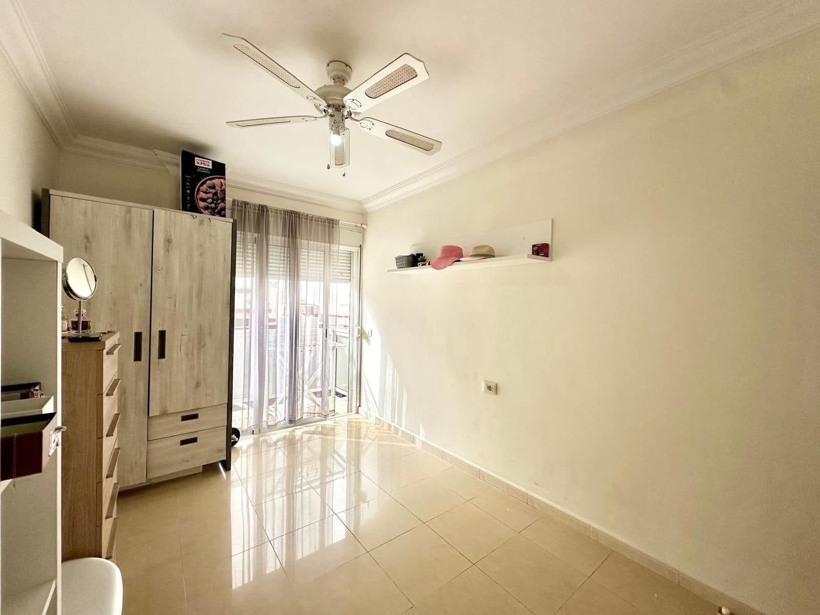 2 slaapkamer Appartement te koop in Playa San Juan met garage - € 345.000 (Ref: 9783607)