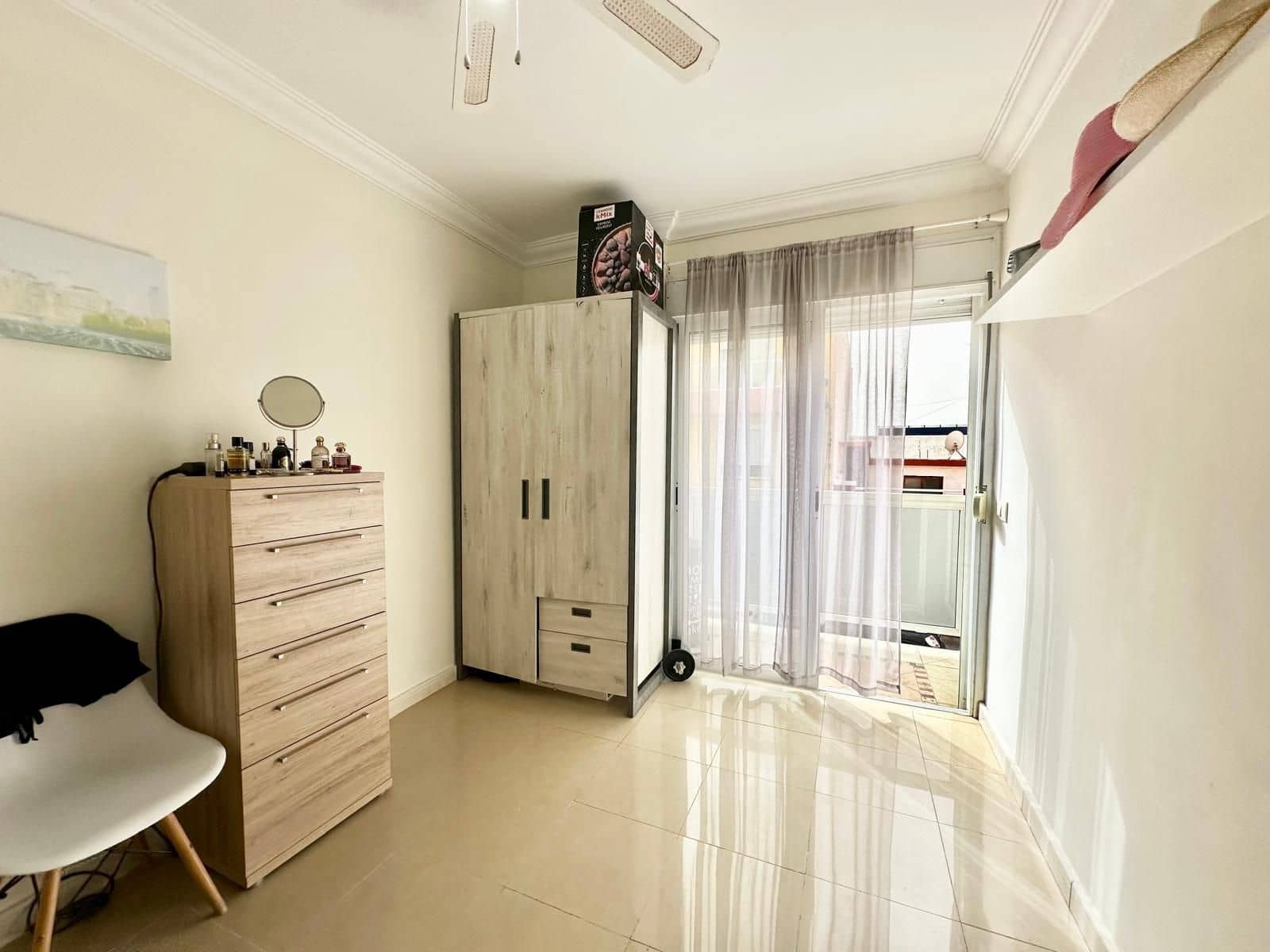 2 slaapkamer Appartement te koop in Playa San Juan met garage - € 345.000 (Ref: 9783607)