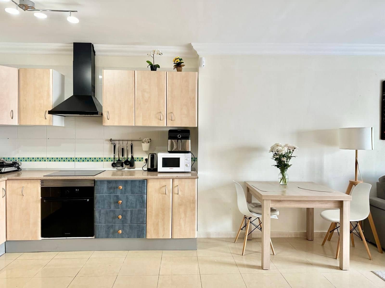 2 slaapkamer Appartement te koop in Playa San Juan met garage - € 345.000 (Ref: 9783607)