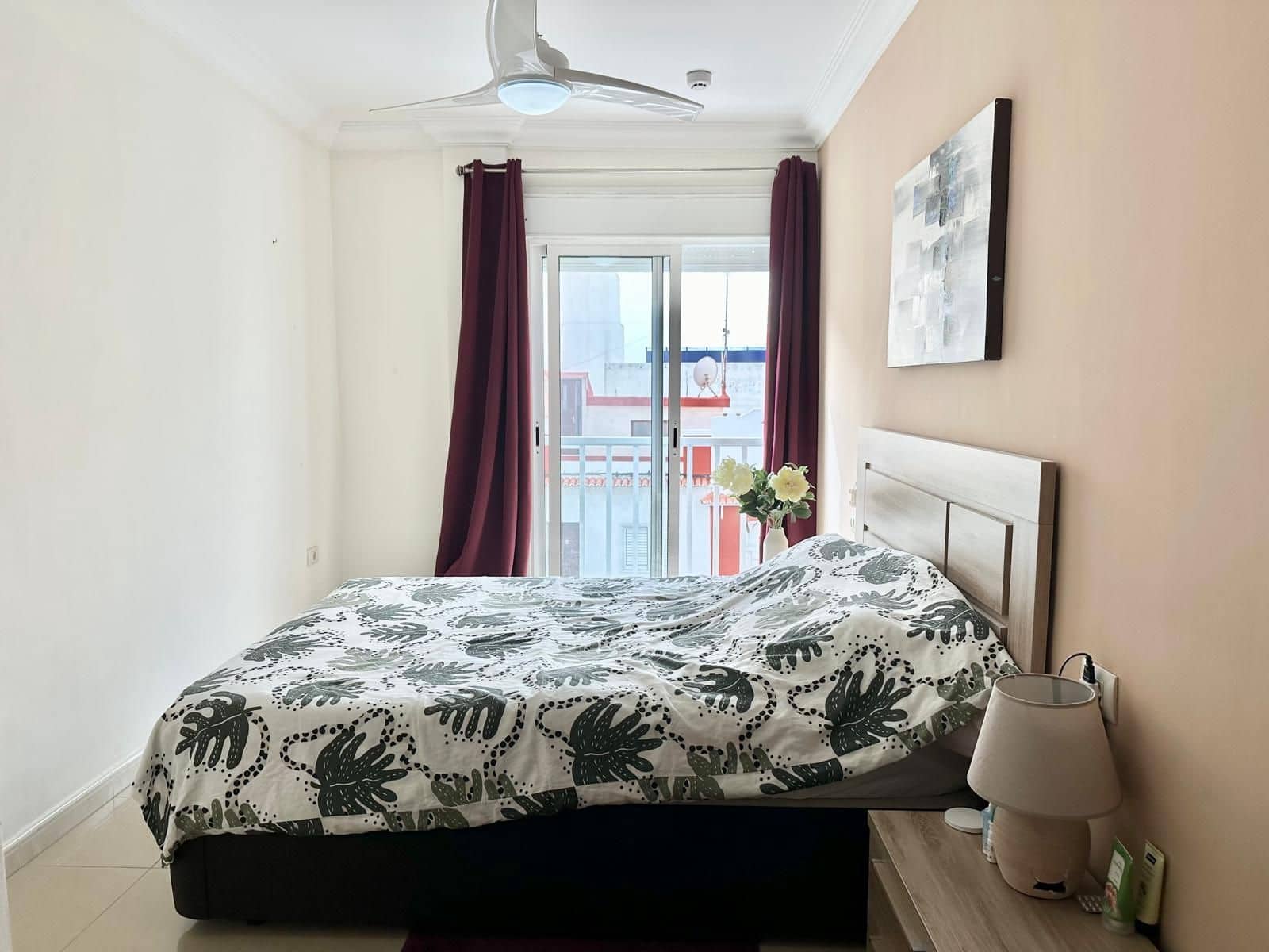 2 slaapkamer Appartement te koop in Playa San Juan met garage - € 345.000 (Ref: 9783607)