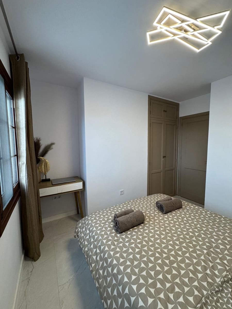 2 sovrum Lägenhet till salu i Costa Adeje med pool - 535 000 € (Ref: 9783608)