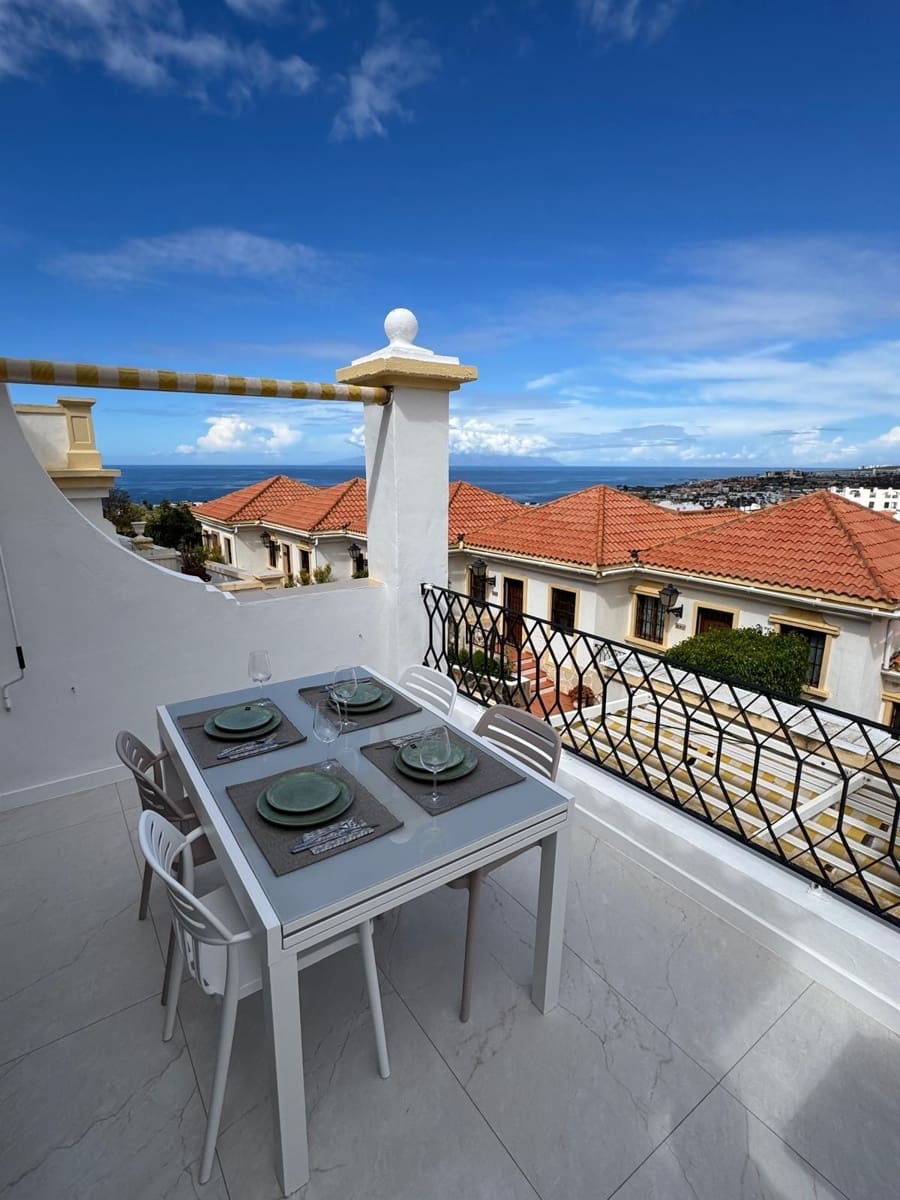 2 sovrum Lägenhet till salu i Costa Adeje med pool - 535 000 € (Ref: 9783608)