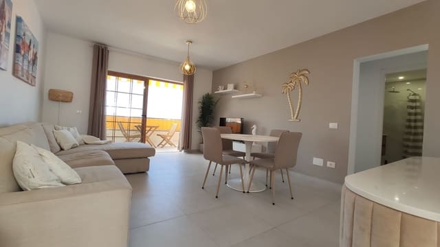 2 soveværelse Penthouse til salg i Torviscas Centro y Alto, Adeje med swimmingpool - € 355.000 (Ref: 9790234)