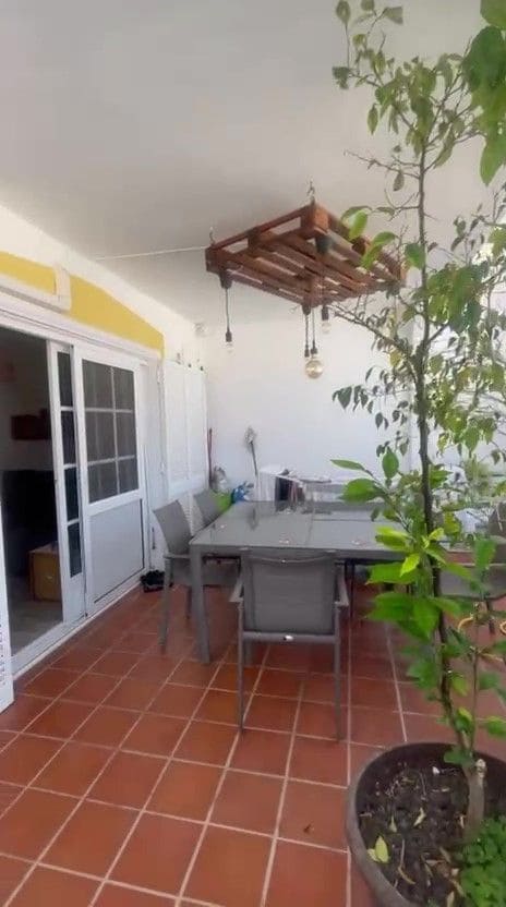 2 bedroom Apartment for sale in Costa Adeje with pool garage - € 330,000 (Ref: 9796139)