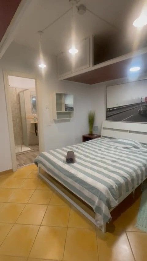 2 bedroom Apartment for sale in Costa Adeje with pool garage - € 330,000 (Ref: 9796139)