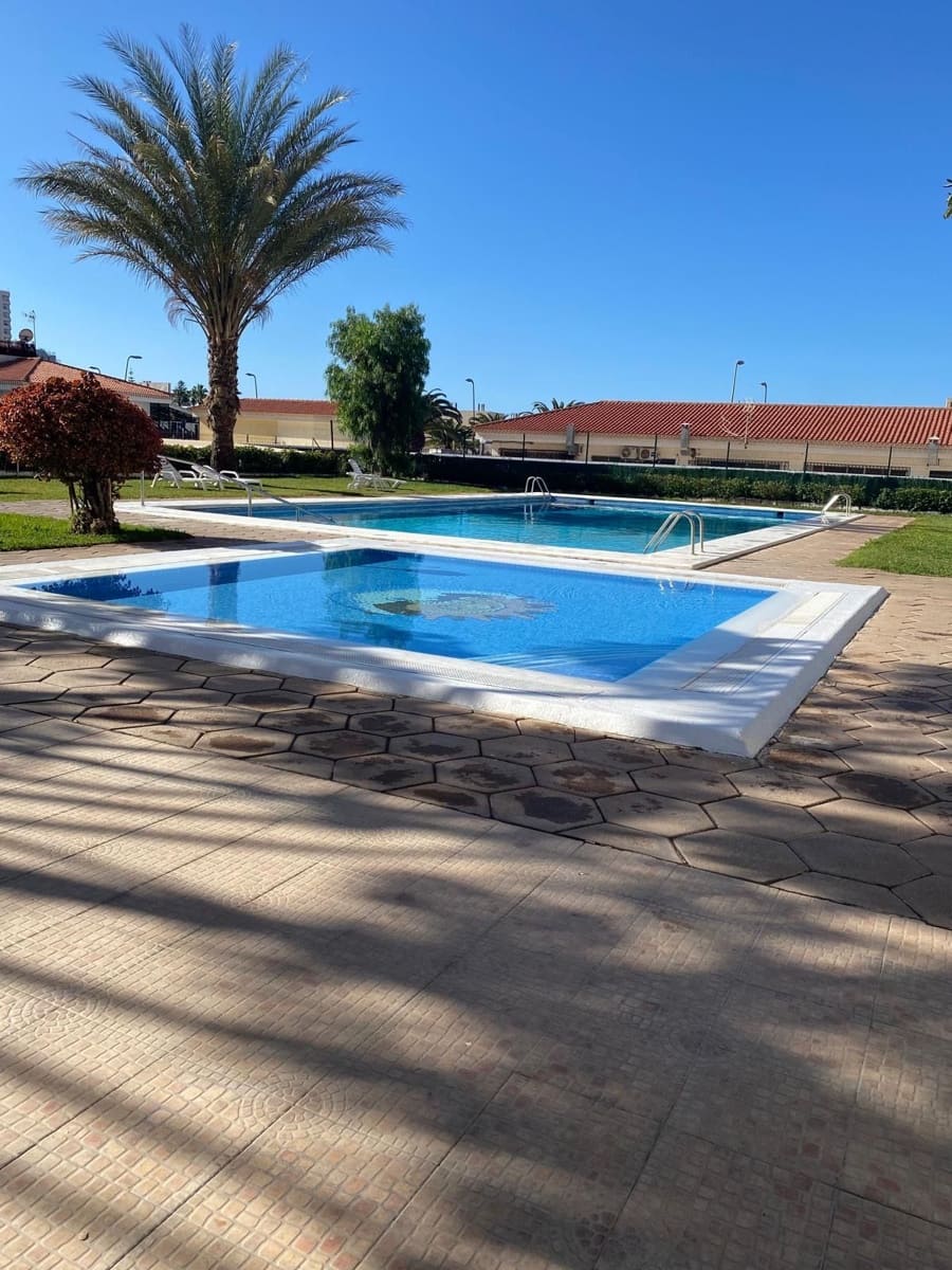 2 sypialnia Penthouse na sprzedaż w Los Cristianos z basenem - 499 000 € (Ref: 9798634)