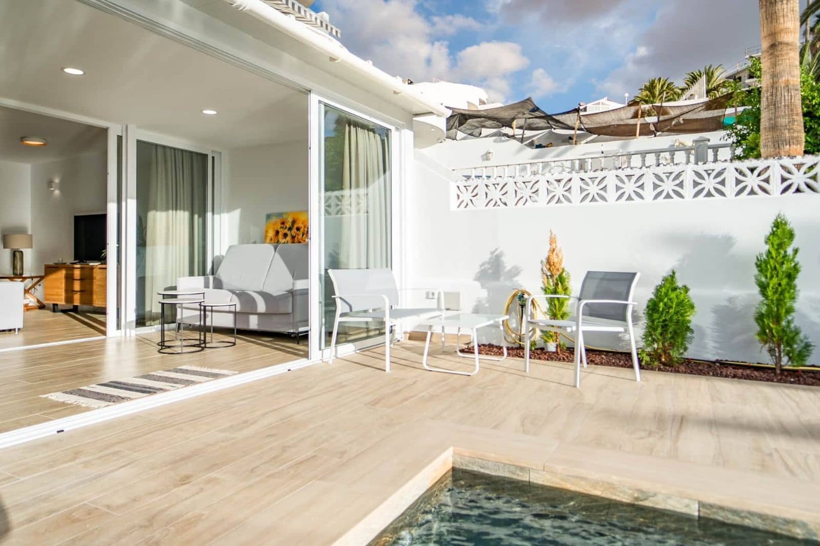 2 makuuhuone Paritalo myytävänä paikassa Costa Adeje mukana uima-altaan 
autotalli - 829 000 € (Ref: 9798635)