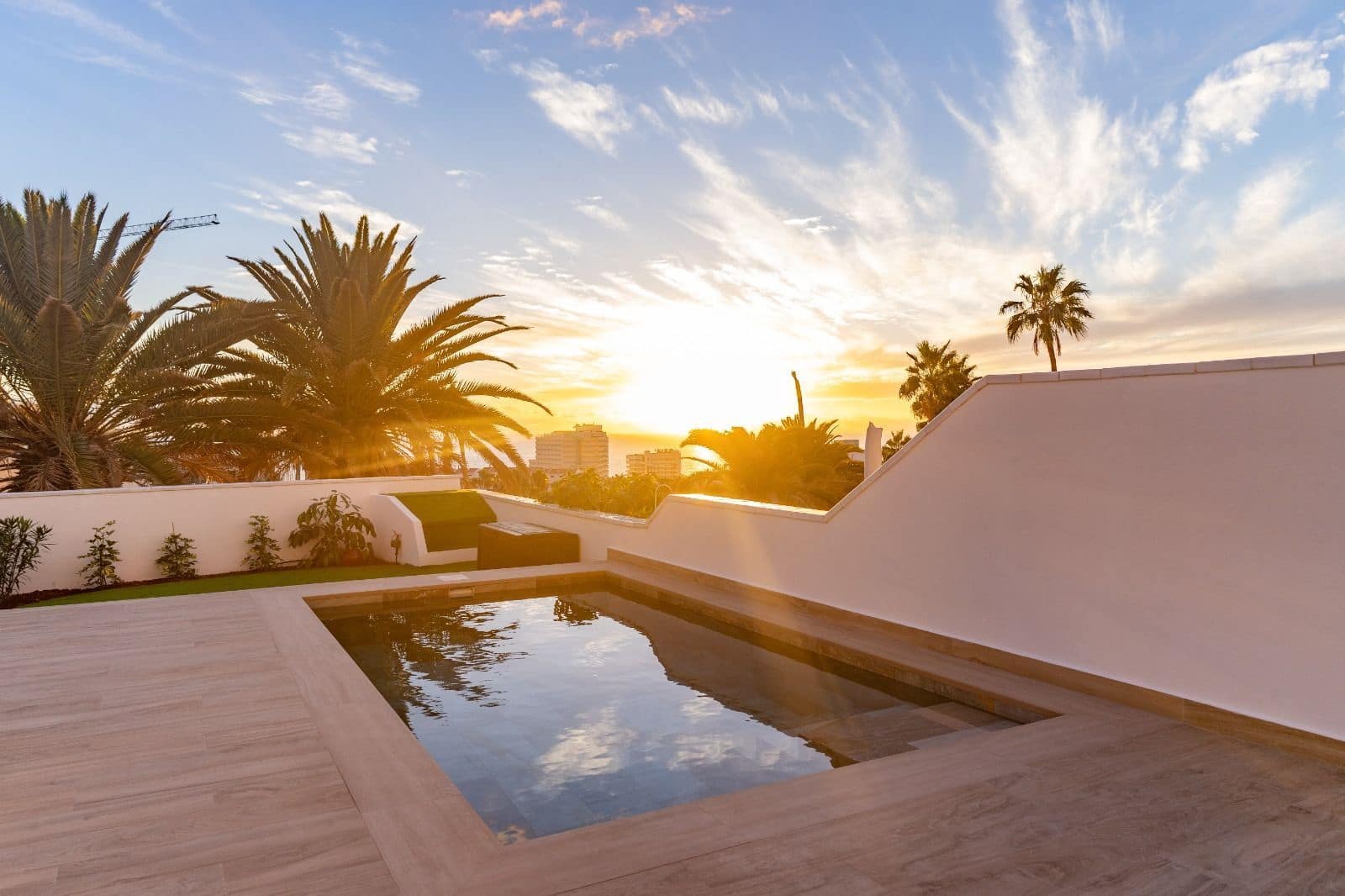 2 makuuhuone Paritalo myytävänä paikassa Costa Adeje mukana uima-altaan 
autotalli - 829 000 € (Ref: 9798635)