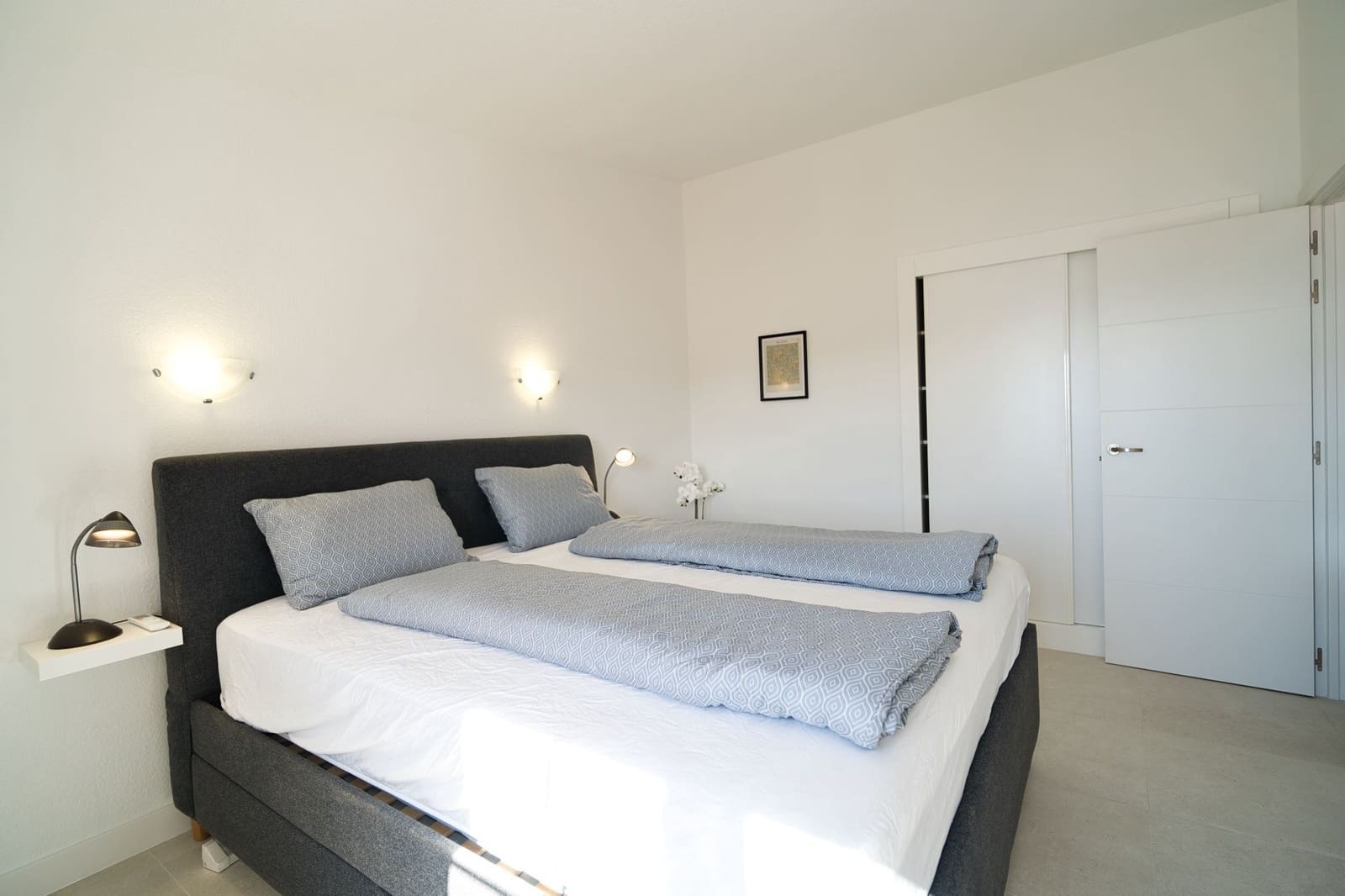 1 makuuhuone Kattohuoneisto myytävänä paikassa Los Cristianos mukana uima-altaan - 329 700 € (Ref: 9803904)