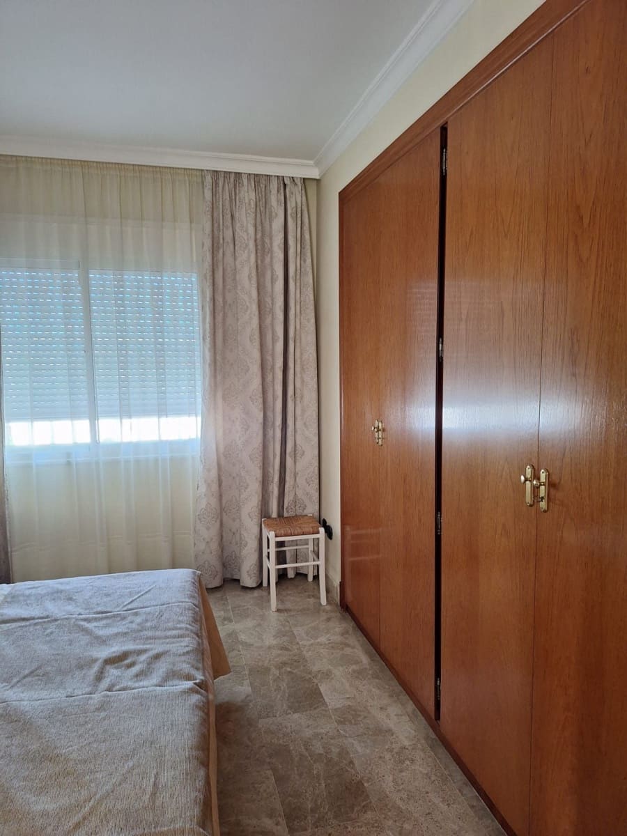 4 soverom Leilighet til salgs i Los Cristianos med svømmebasseng garasje - € 690 000 (Ref: 9807646)