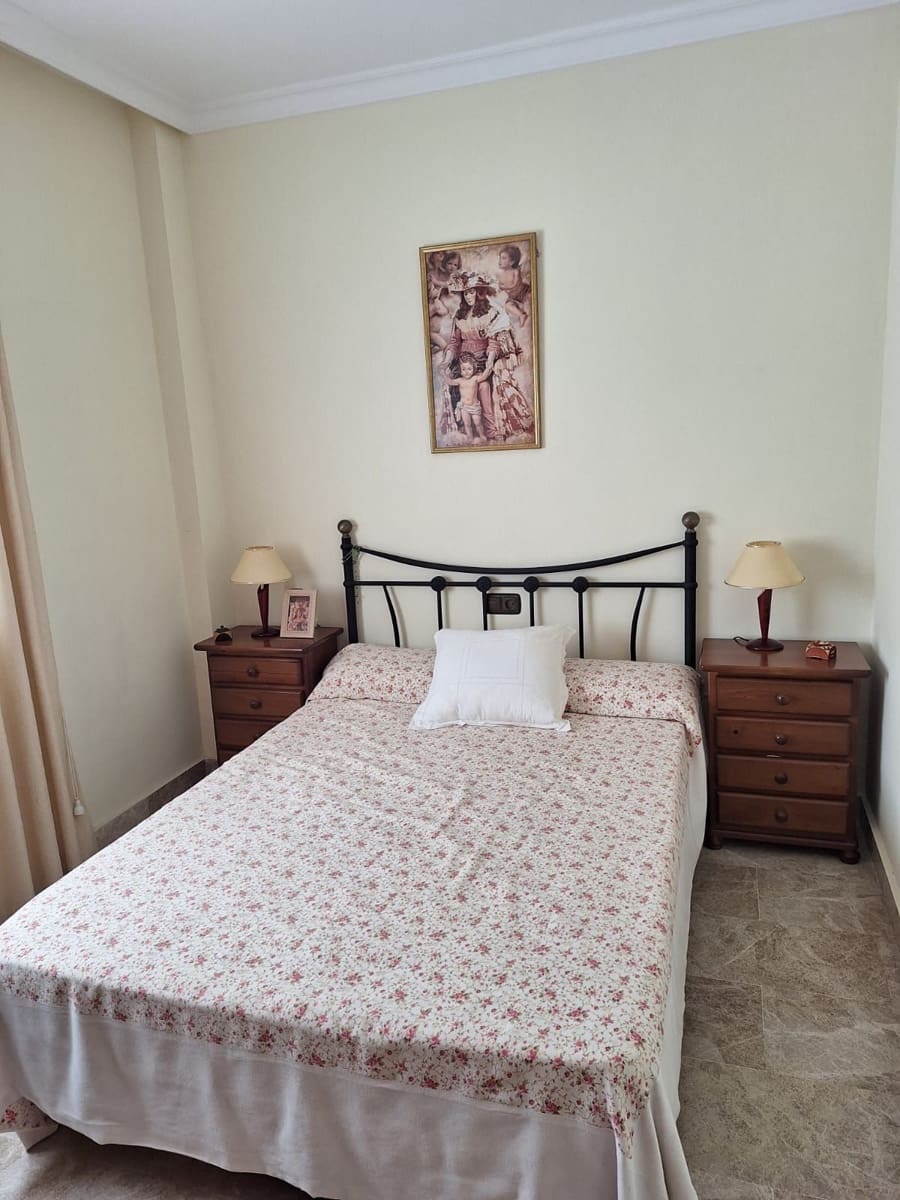 4 soverom Leilighet til salgs i Los Cristianos med svømmebasseng garasje - € 690 000 (Ref: 9807646)