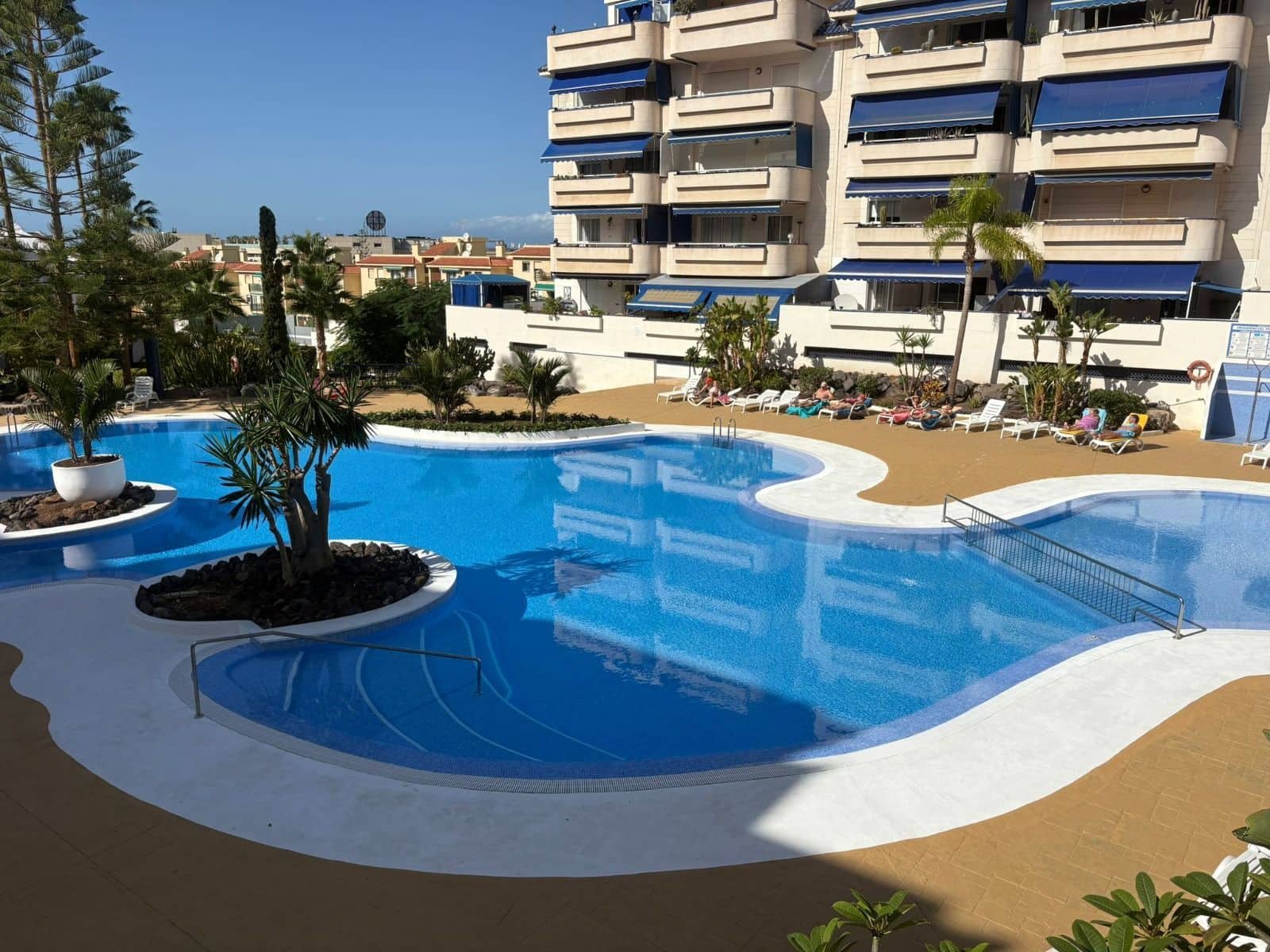 4 soverom Leilighet til salgs i Los Cristianos med svømmebasseng garasje - € 690 000 (Ref: 9807646)