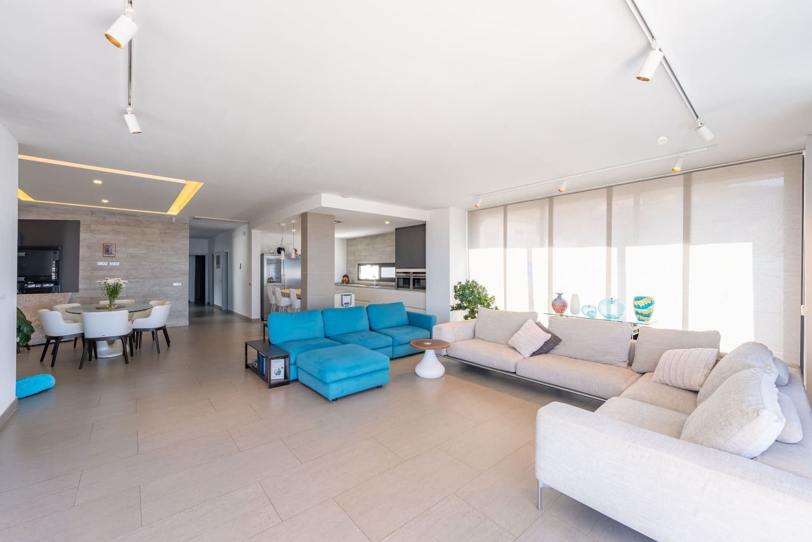 5 bedroom Villa for sale in El Madronal with pool garage - € 2,650,000 (Ref: 9816979)