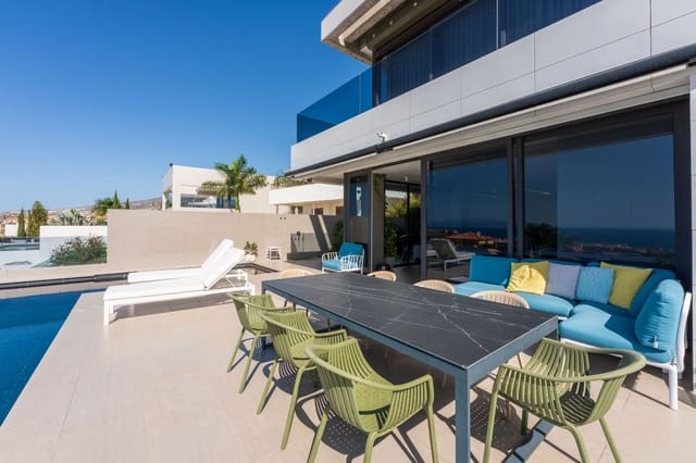 Chalet de 5 habitaciones en El Madroñal, Adeje en venta con piscina garaje - 2.650.000 € (Ref: 9816979)