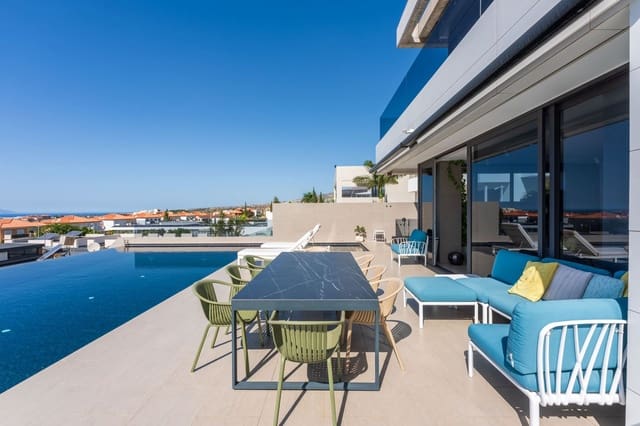 Chalet de 5 habitaciones en El Madroñal, Adeje en venta con piscina garaje - 2.650.000 € (Ref: 9816979)