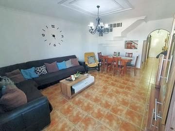 2 bedroom Townhouse for sale in Los Olivos, Adeje with garage - € 265,000 (Ref: 9816980)
