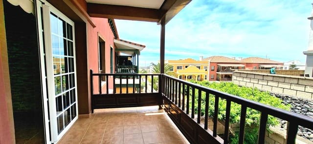 3 chambre Appartement à vendre à Llano del Camello, San Miguel de Abona avec piscine garage - 294 000 € (Ref: 9819889)