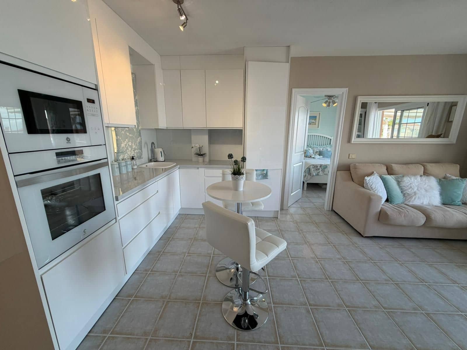 2 bedroom Apartment for sale in Chayofa with pool garage - € 310,000 (Ref: 9821992)