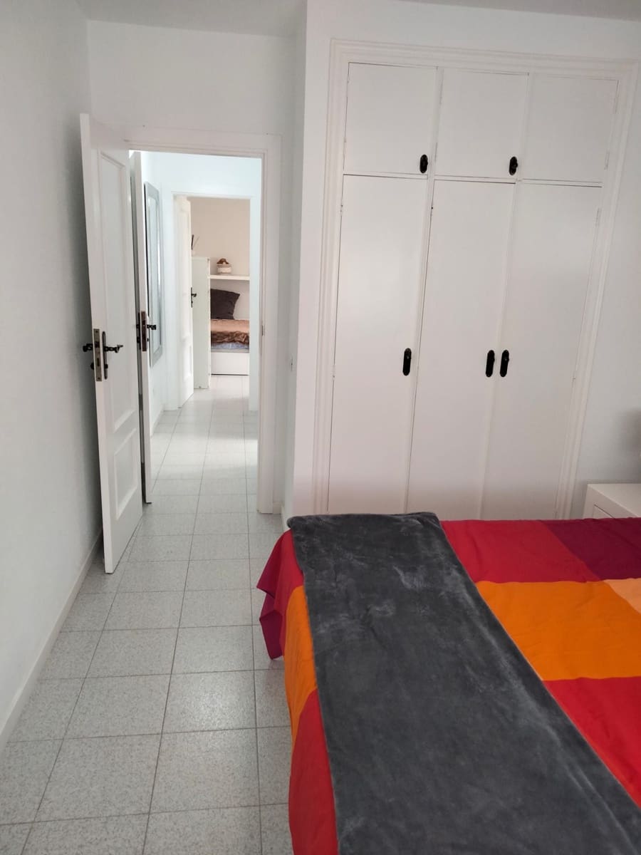 2 slaapkamer Appartement te koop in Los Cristianos met garage - € 390.000 (Ref: 9824672)