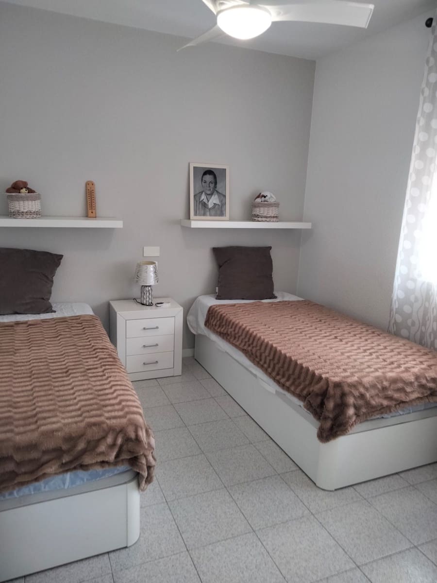 2 slaapkamer Appartement te koop in Los Cristianos met garage - € 390.000 (Ref: 9824672)