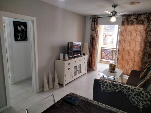 2 slaapkamer Appartement te koop in Los Cristianos, Arona met garage - € 390.000 (Ref: 9824672)