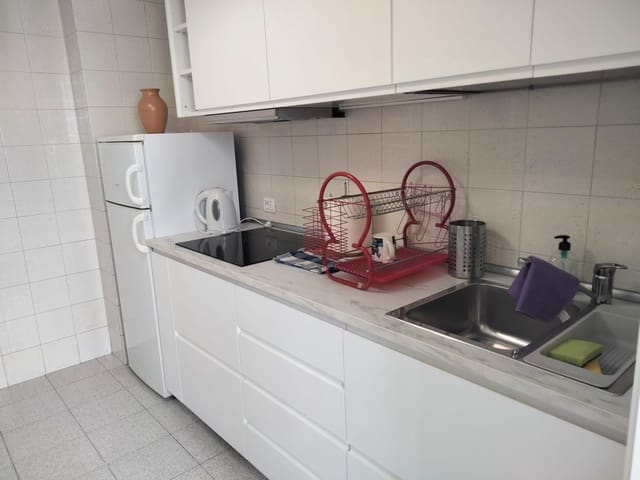 2 slaapkamer Appartement te koop in Los Cristianos, Arona met garage - € 390.000 (Ref: 9824672)