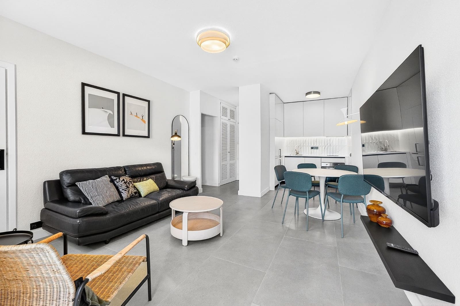 2 quarto Apartamento para venda em Costa Adeje com piscina garagem - 299 000 € (Ref: 9824673)