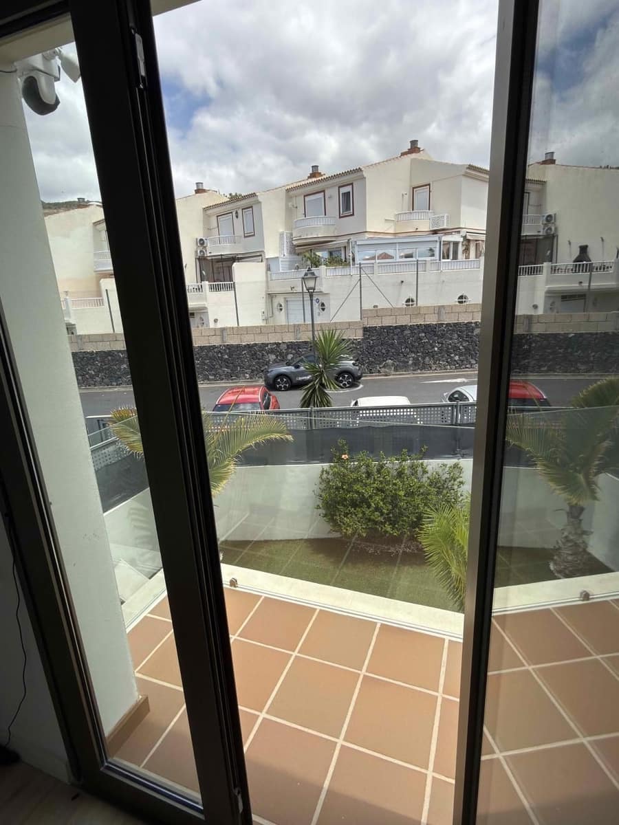 3 chambre Villa/Maison à vendre à Chayofa avec piscine garage - 749 000 € (Ref: 9828254)